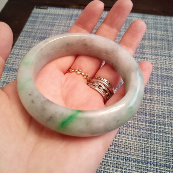 Jewelry - Natural Type A Burmese Jadeite Jade Bangle